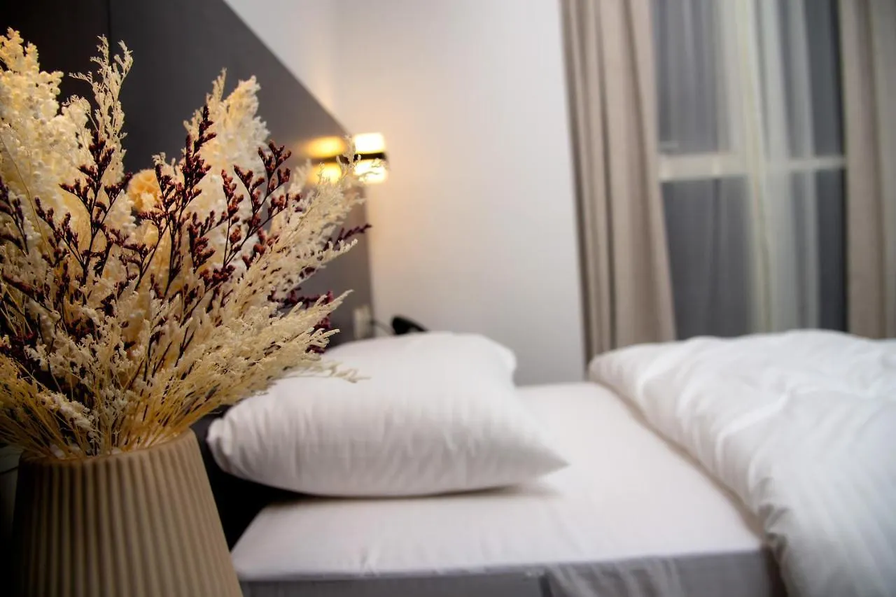 Garden City Hotel Dubai 3*,